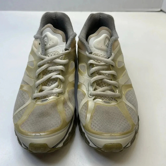 Nike Air Max Sneakers Lace Up Running 2012 Shoes 487679-100 Womens Size 8 - Picture 2 of 11